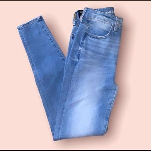 plain light blue jeans w/tag: